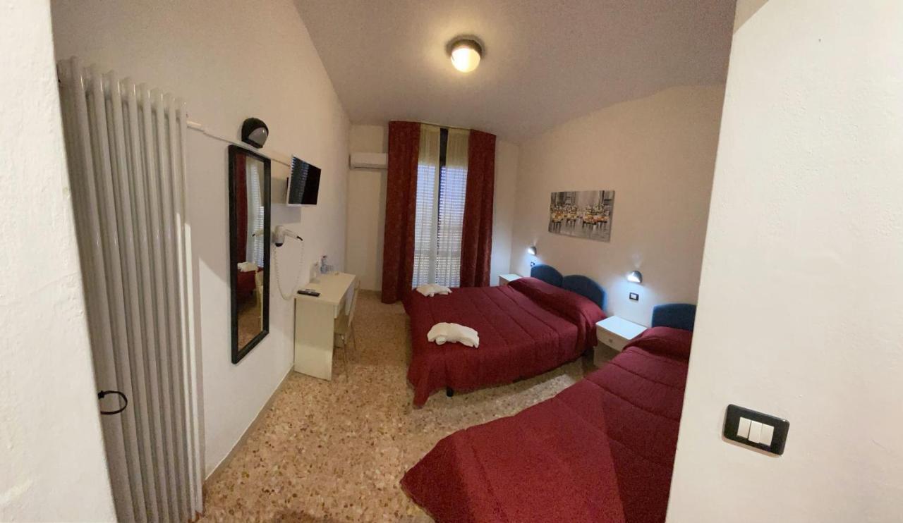 Hotel Le Vele Cesena Bagian luar foto