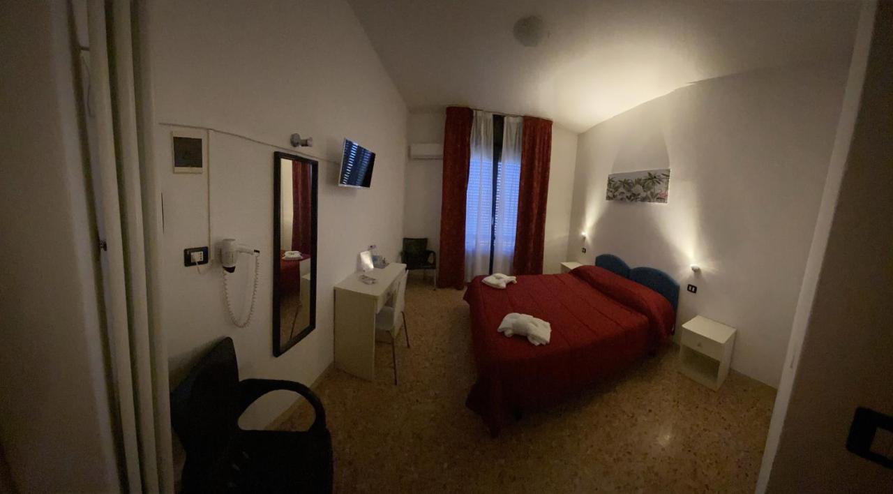 Hotel Le Vele Cesena Bagian luar foto